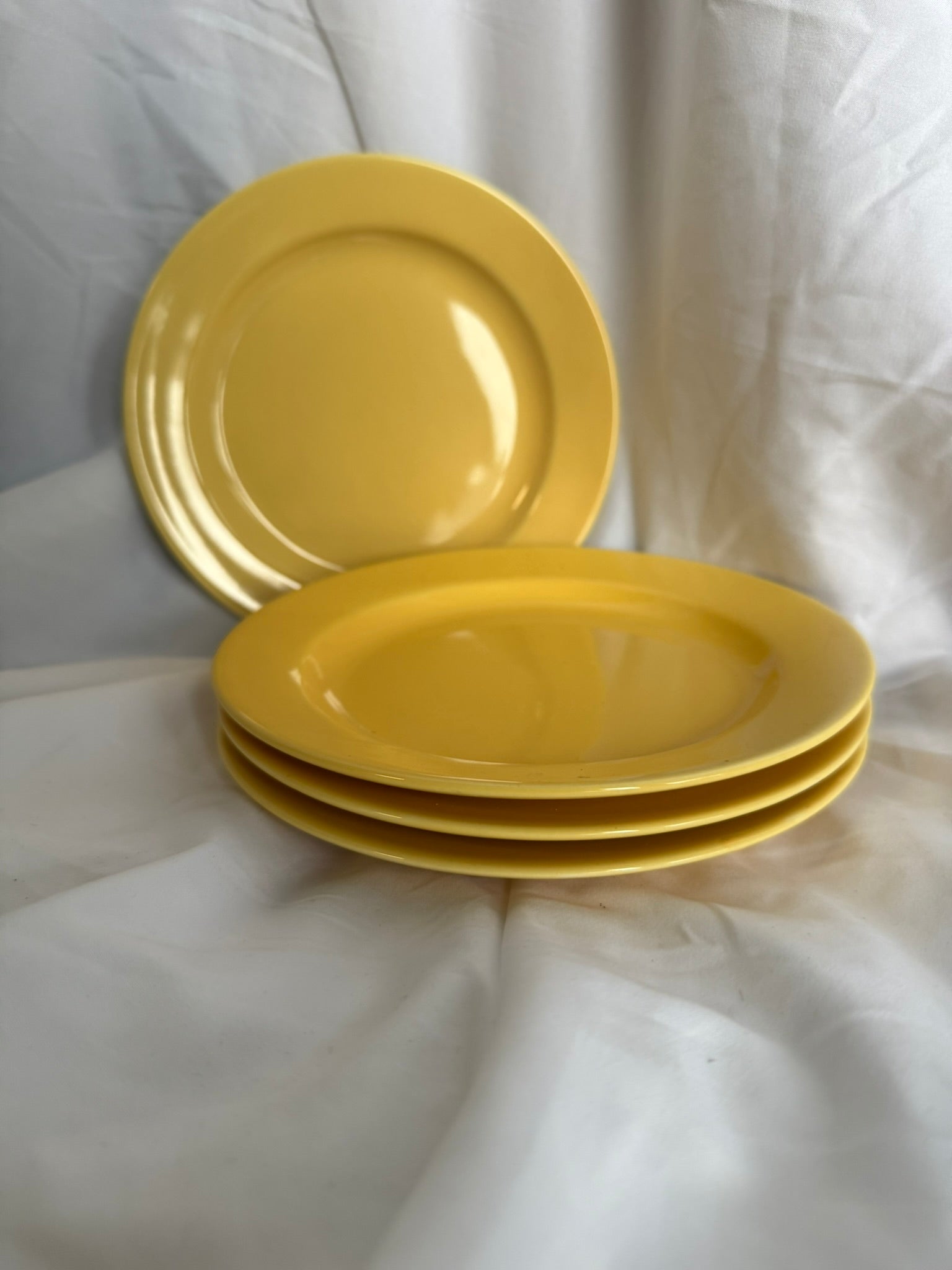 YELLOW ROUND SALAD PLATES SET OF 4