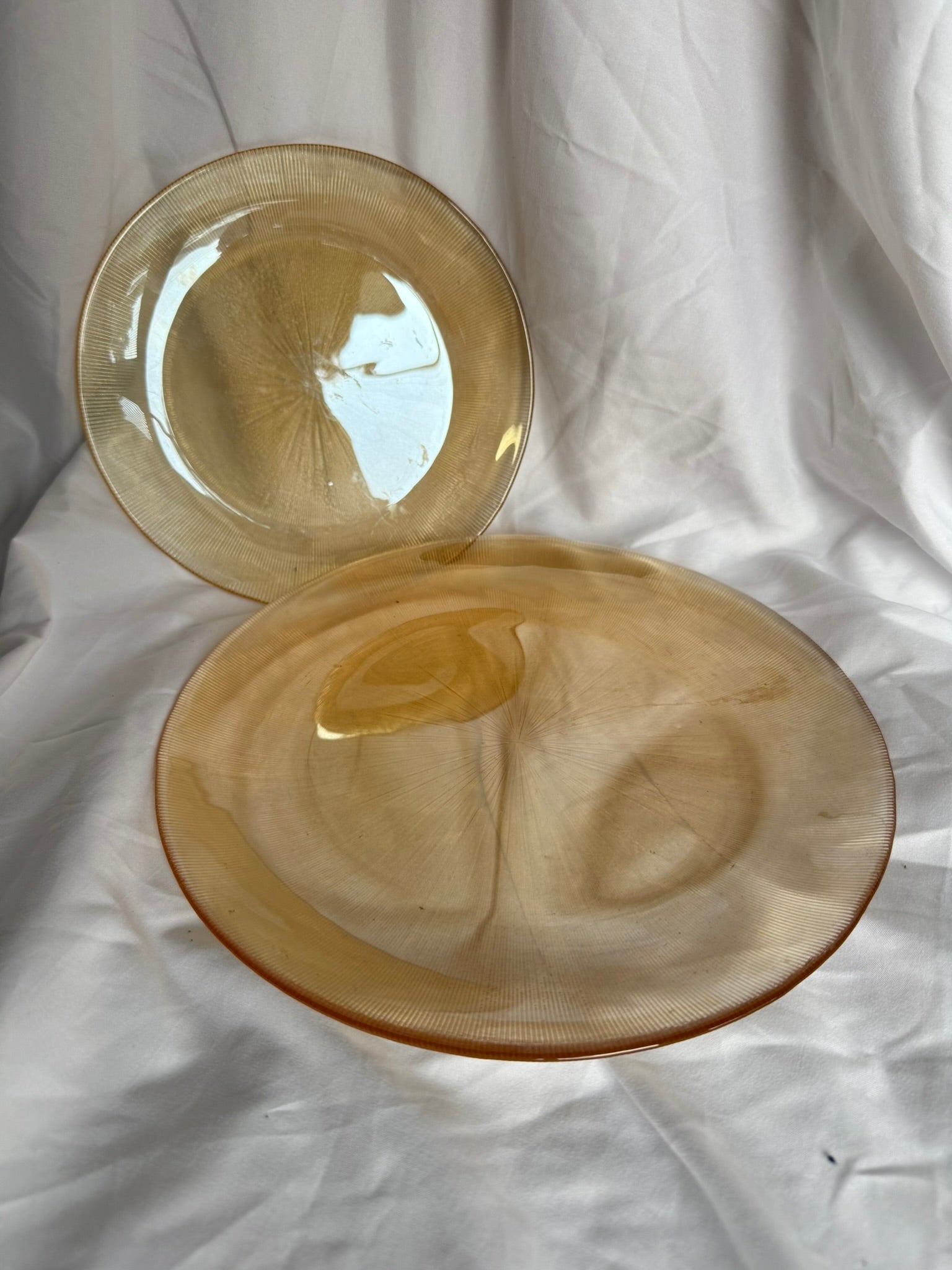 BROWN SEE-THROUGH GLASS PLATES SET OF 2