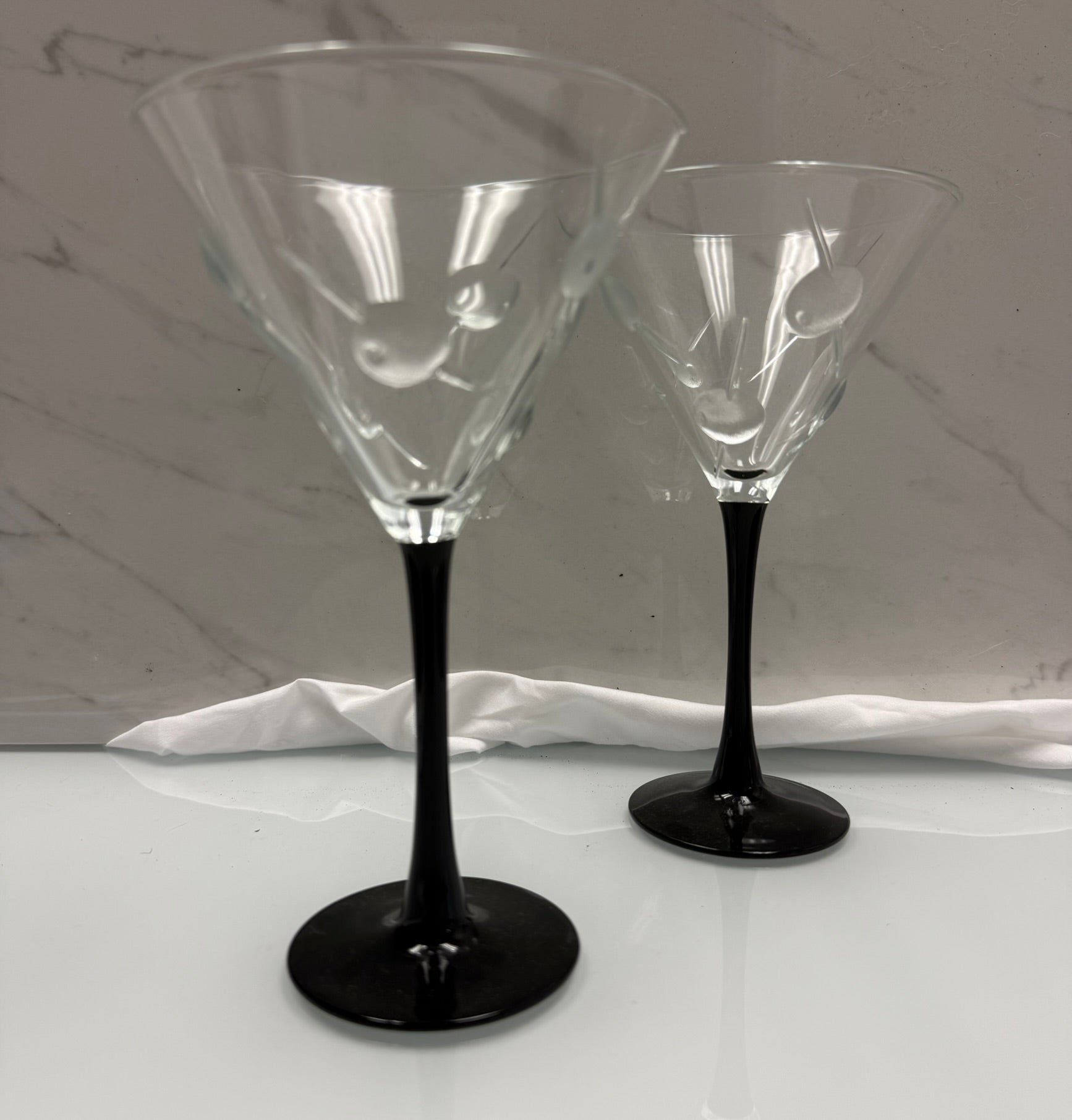 CLEAR MARTINI GLASS SET OF 2