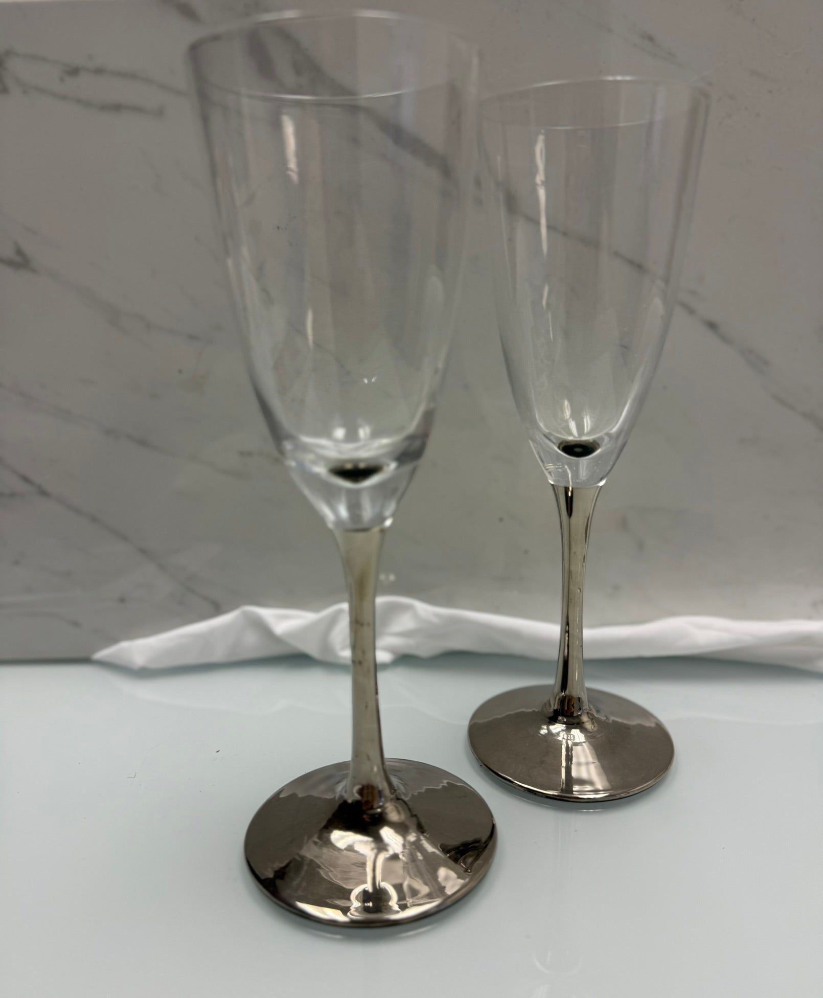 CHAMPAGNE FLUTES SET OF 2