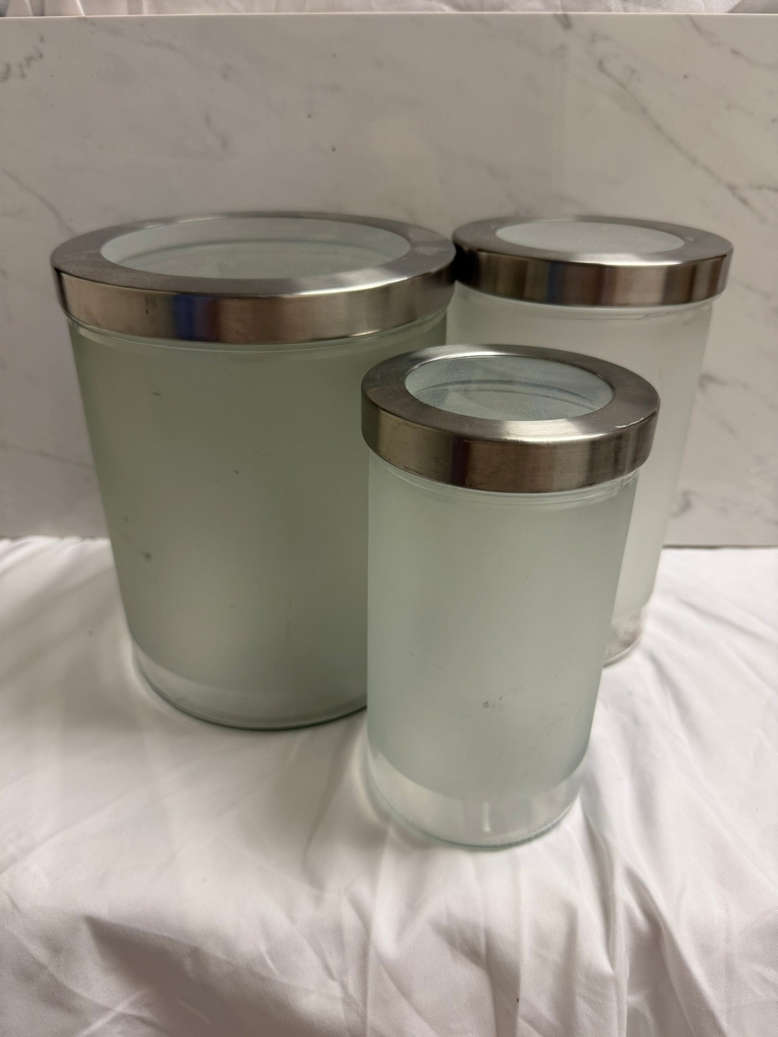 FROSTED FOOD STORAGE CONTAINERS SET OF 3