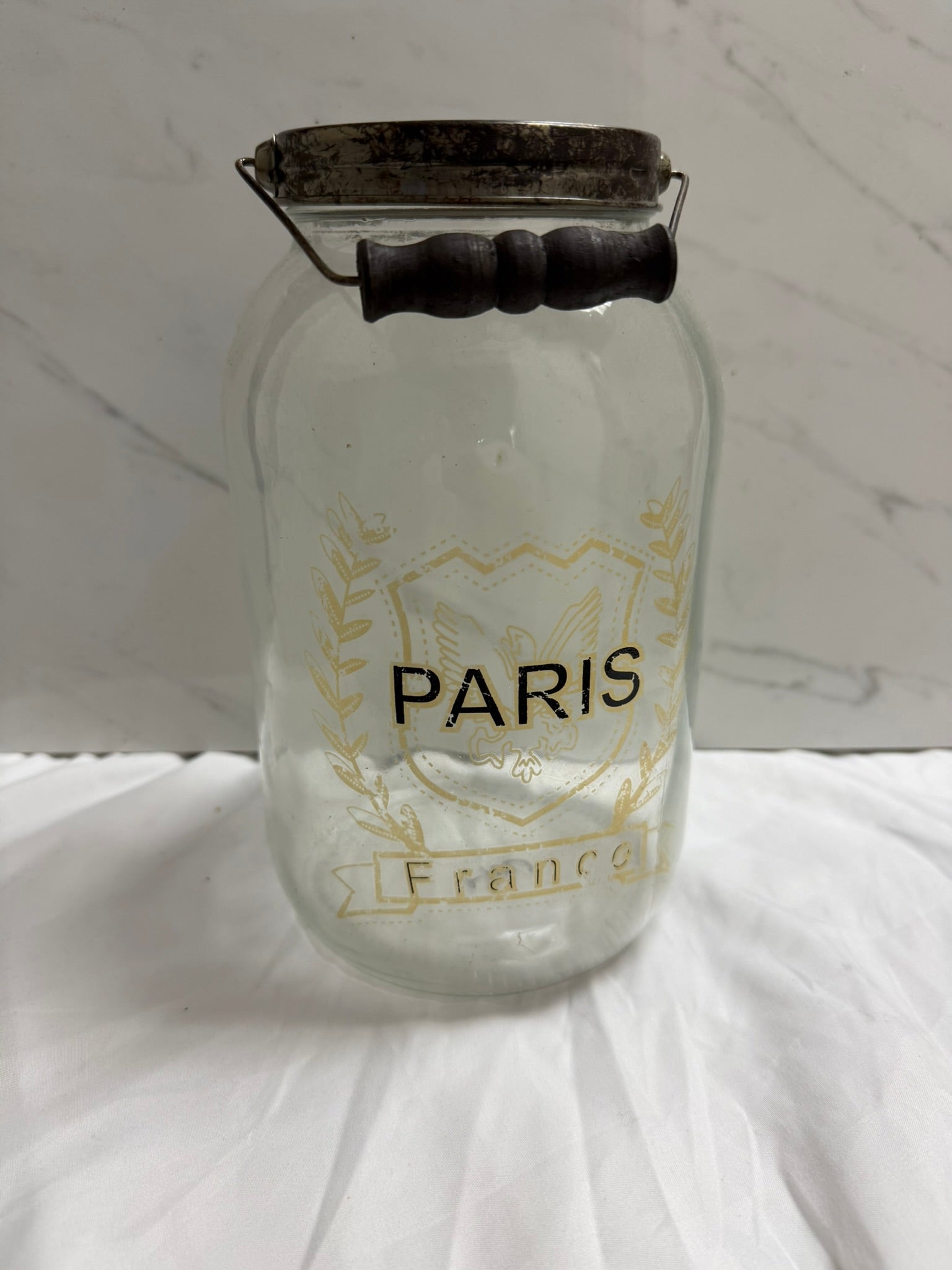PARIS CANISTER WITH HANDLE