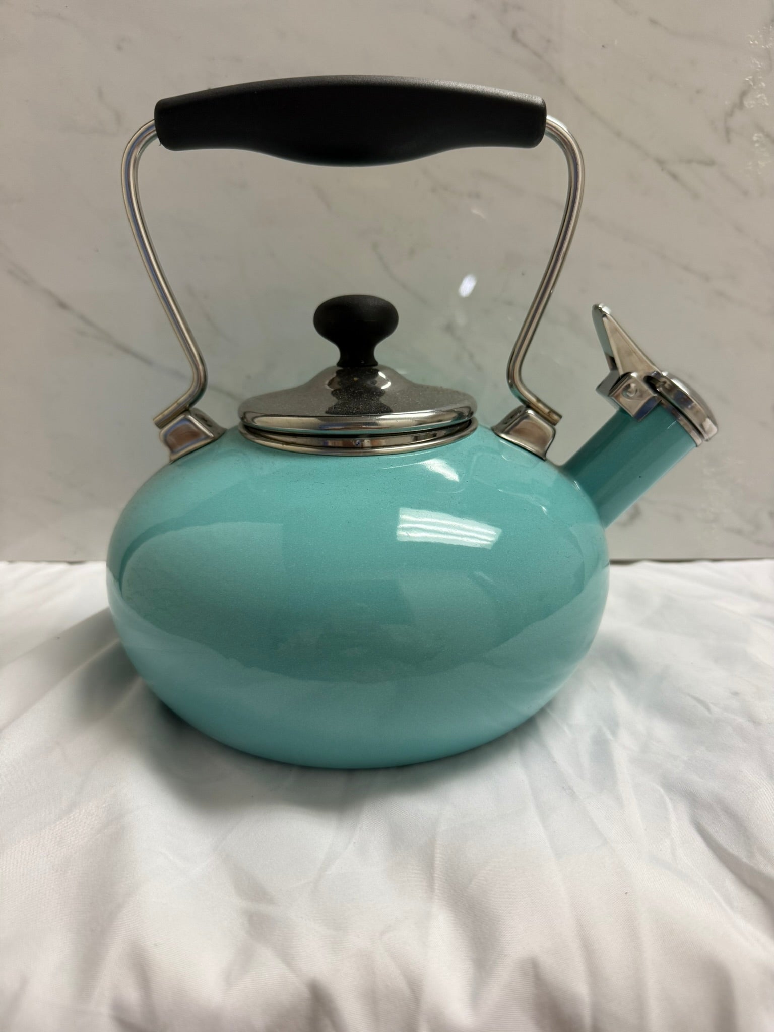 BLUE TEA KETTLE