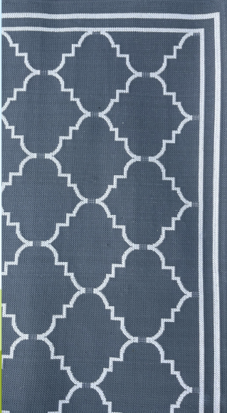PATTERNED AREA RUG