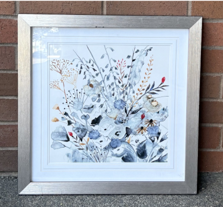 BOUQUET ART PIECE (THICK SILVER FRAME)
