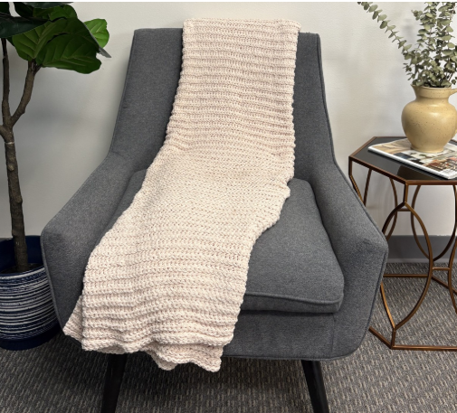 WOVEN CREAM THROW BLANKET