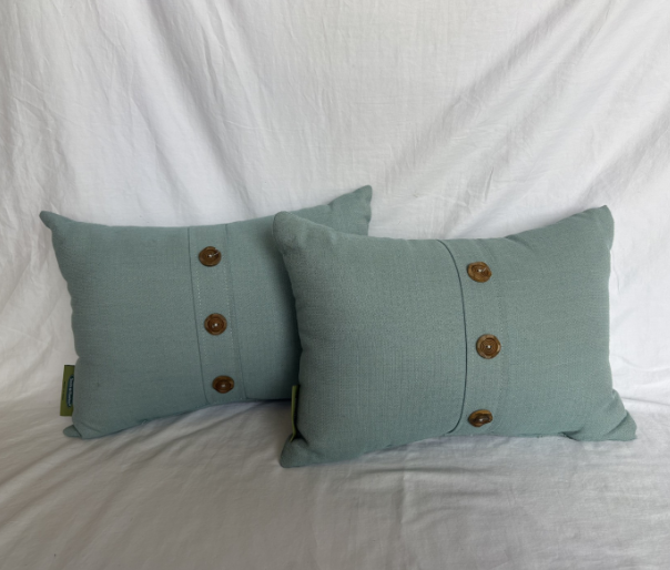 BLUE BUTTONED PILLOWS SET OF TWO