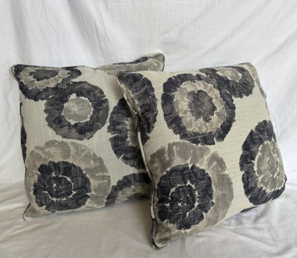 FLOWER PETALS PILLOWS SET OF 2