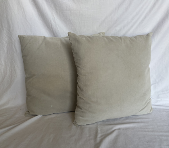 CREAM AND SQUARE PILLOWS SET OF 2