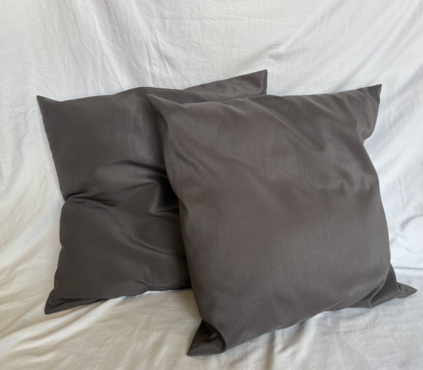 DARK GREY SET OF 2 PILLOWS