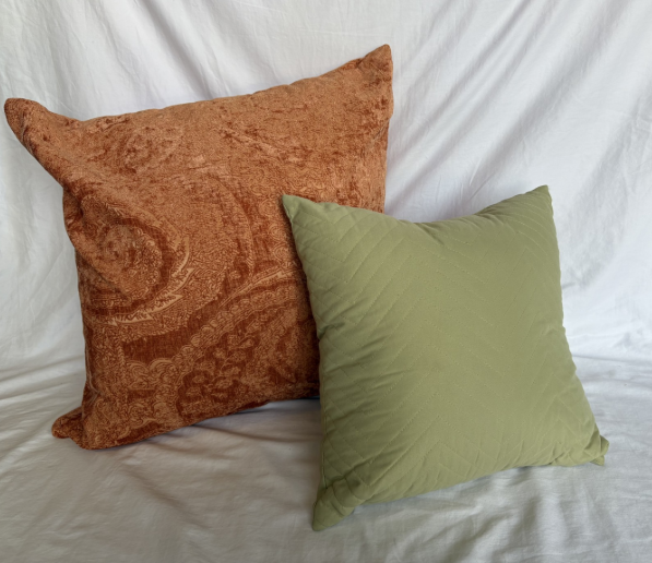 COMPLIMENTARY PILLOWS BUNDLE SET OF 2